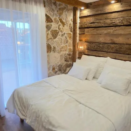 Ξενοδοχείο με διαμερίσματα Bellita Boutique Balatonmáriafürdő