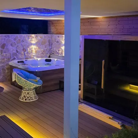 Ξενοδοχείο με διαμερίσματα Bellita Boutique Balatonmáriafürdő